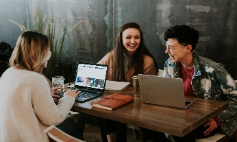 ¿Mantener la motivación y la felicidad laboral tras las vacaciones? Con estas 5 claves es posible